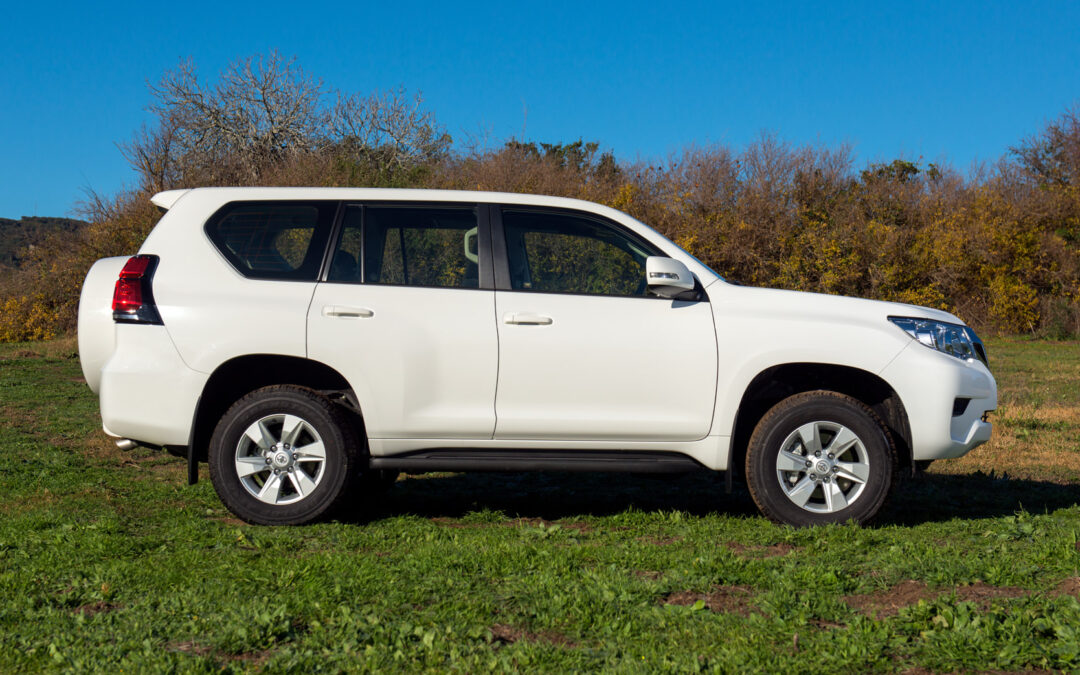 Cheap car hire options for Nyungwe National Park Rwanda