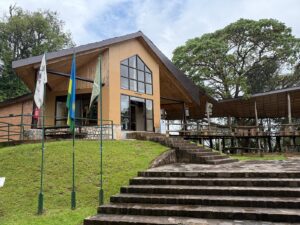 Best car rental company for Nyungwe National Park tours